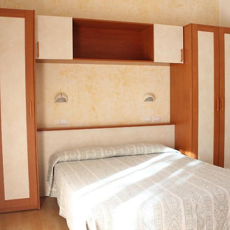 Hotel Turismo ริมินี ภายนอก รูปภาพ
